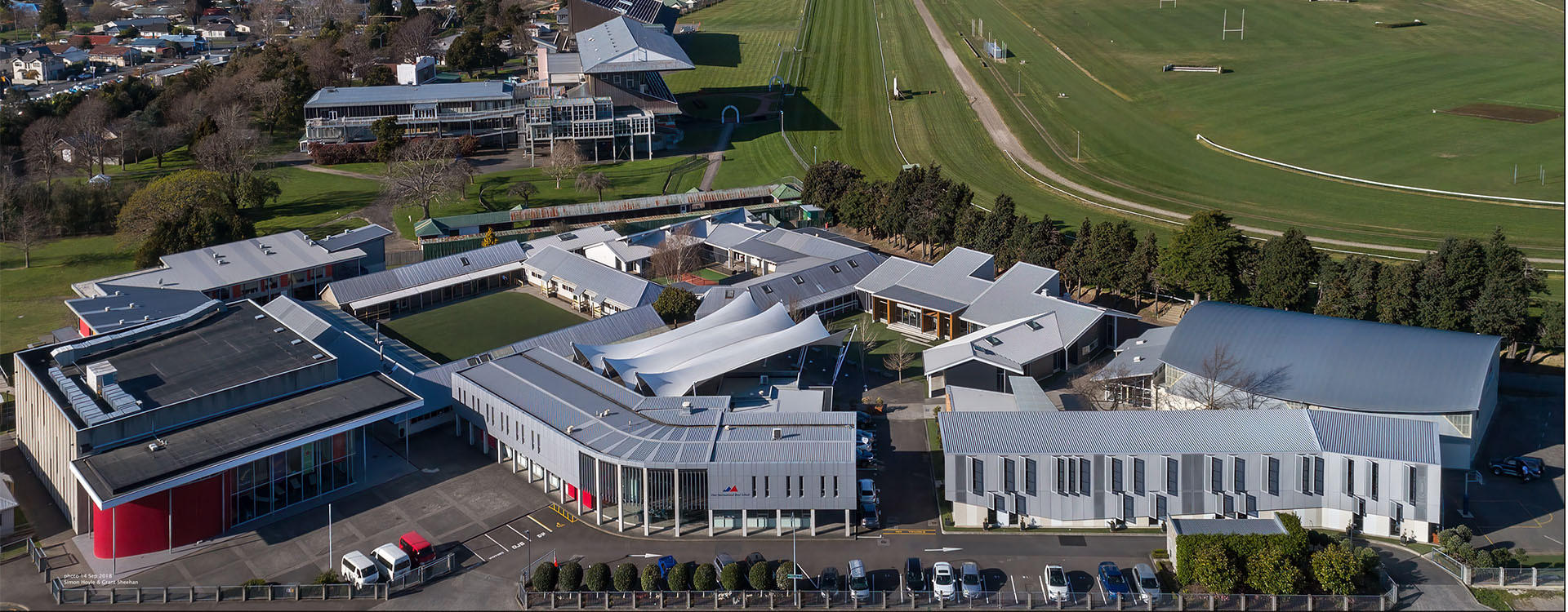 Hutt Independent Boys' School Foundation Trust logo
