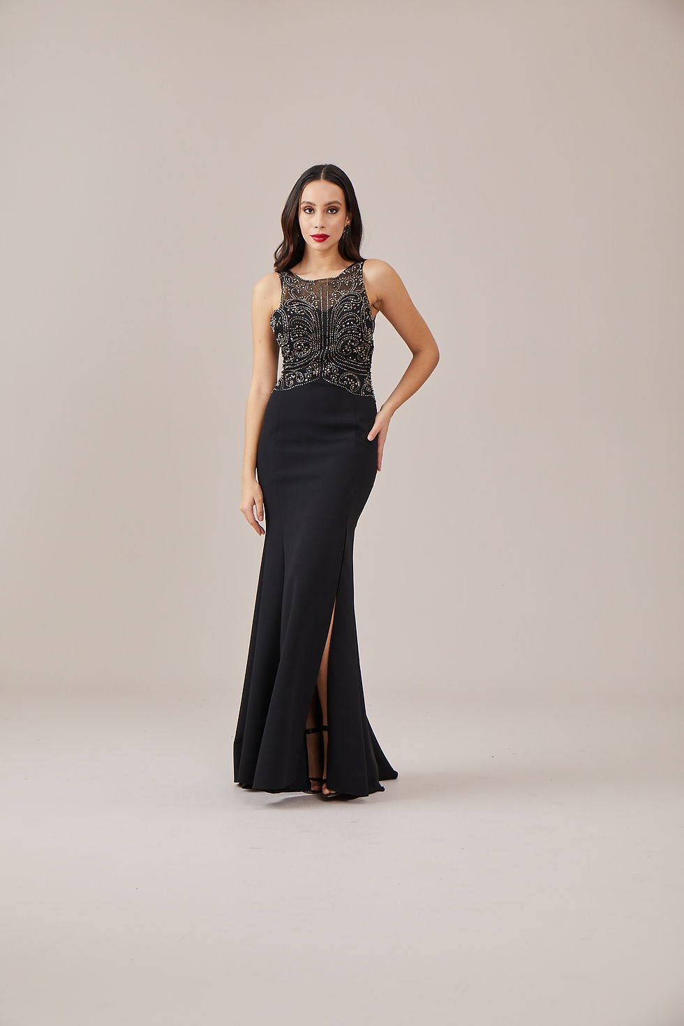 SAGRANDE siyah swarovski taşlı yırtmaçlı krep kumaş abiye elbise