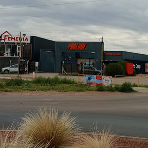 Proyecto Local Comercial PROLUBE
