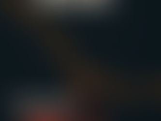 Ein Chart zeigt den Rückgang des Bitcoin-Kurses auf 83.456 US-Dollar mit einer roten Abwärtspfeil-Markierung und dem Hinweis, dass Käufer auf Binance wieder dominieren.