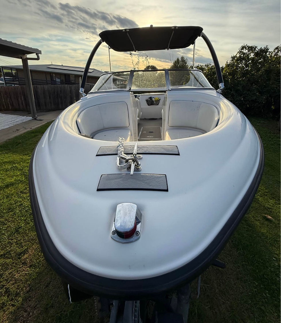 Thumbnail: 2001 Reinell Sports Bowrider 