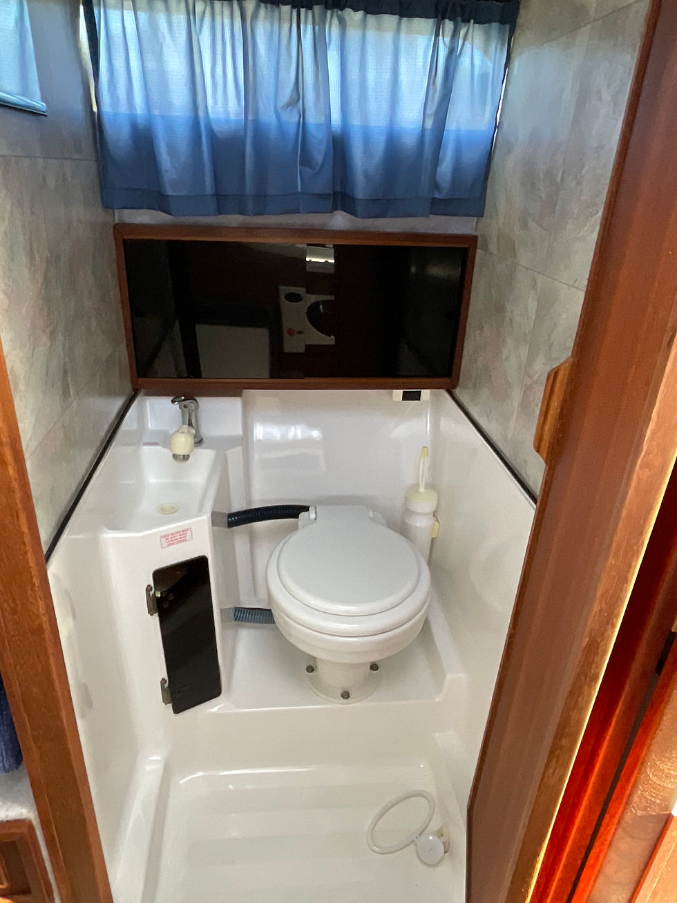 Thumbnail: 2005 Whittley 700 Cruisemaster