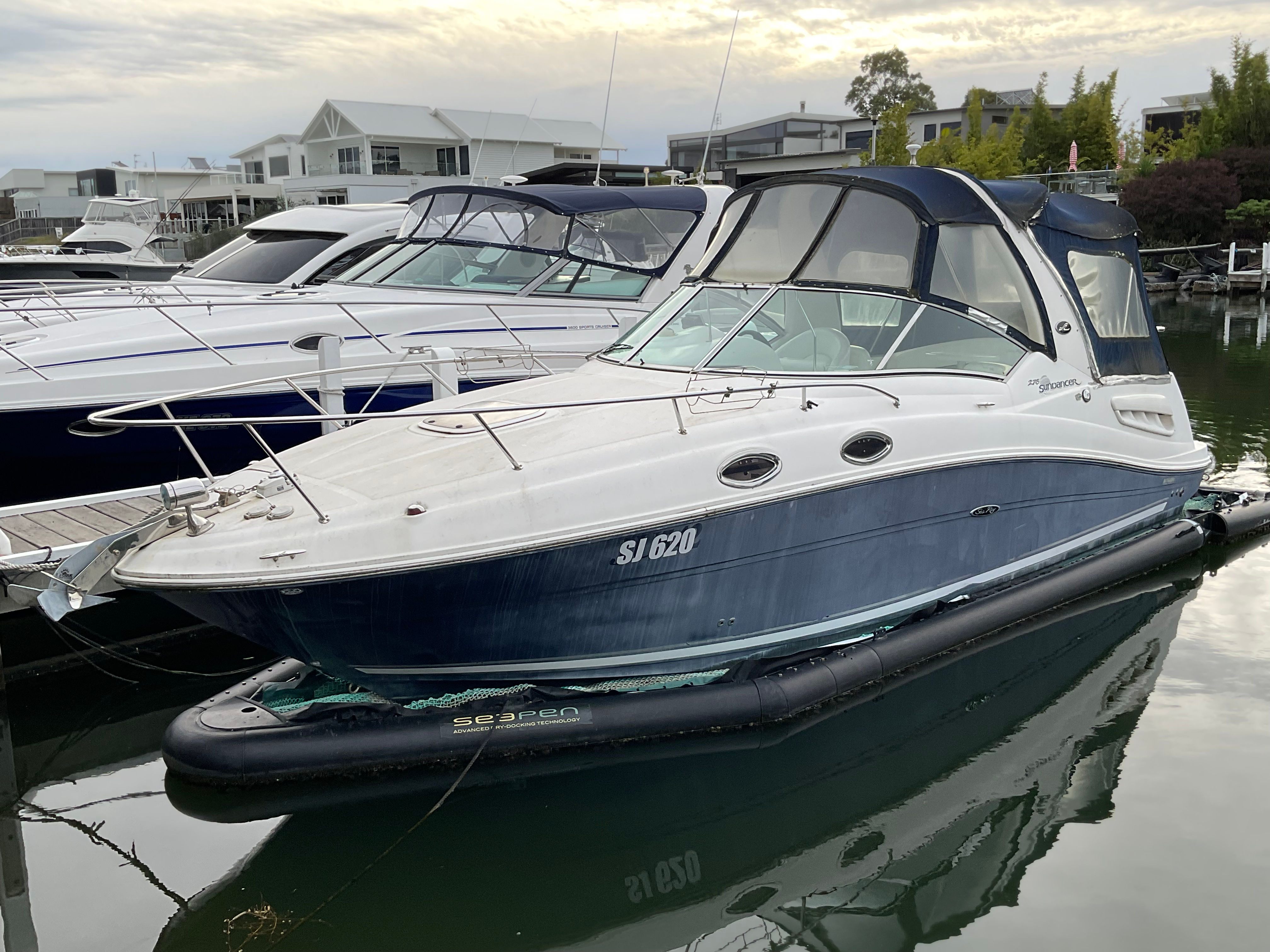 2005 SeaRay 275 Sundancer 