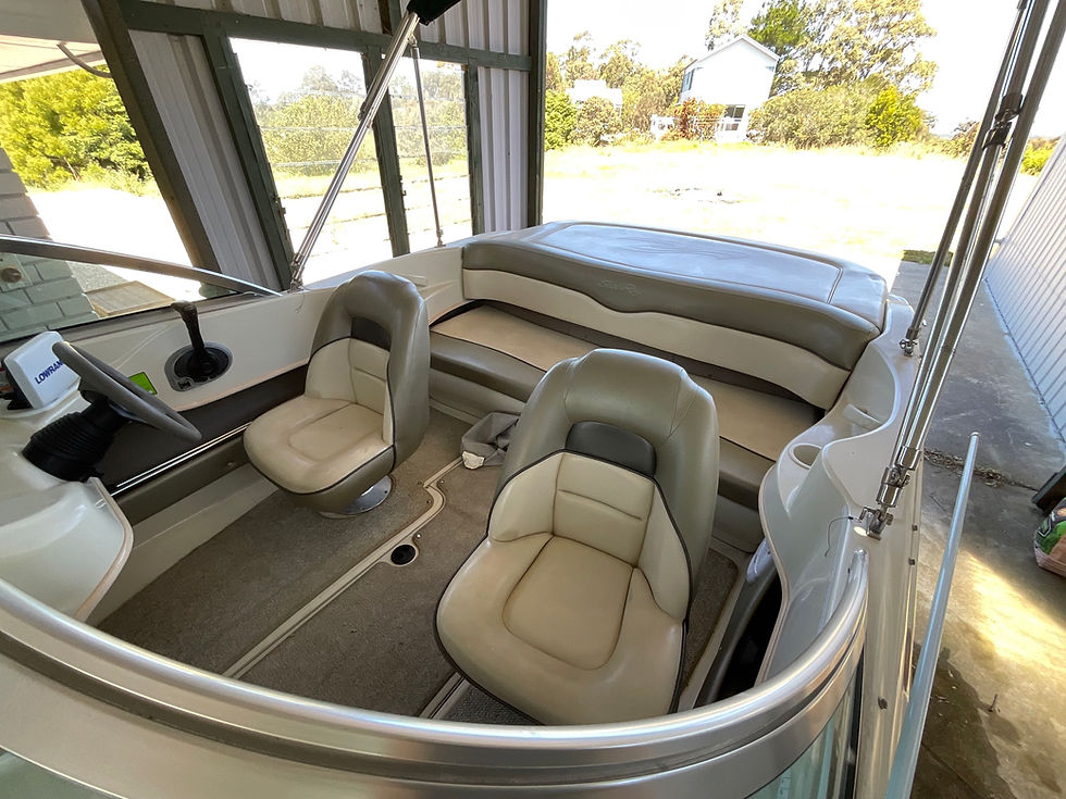 Thumbnail: 2004 SeaRay 180 Sport Bowrider