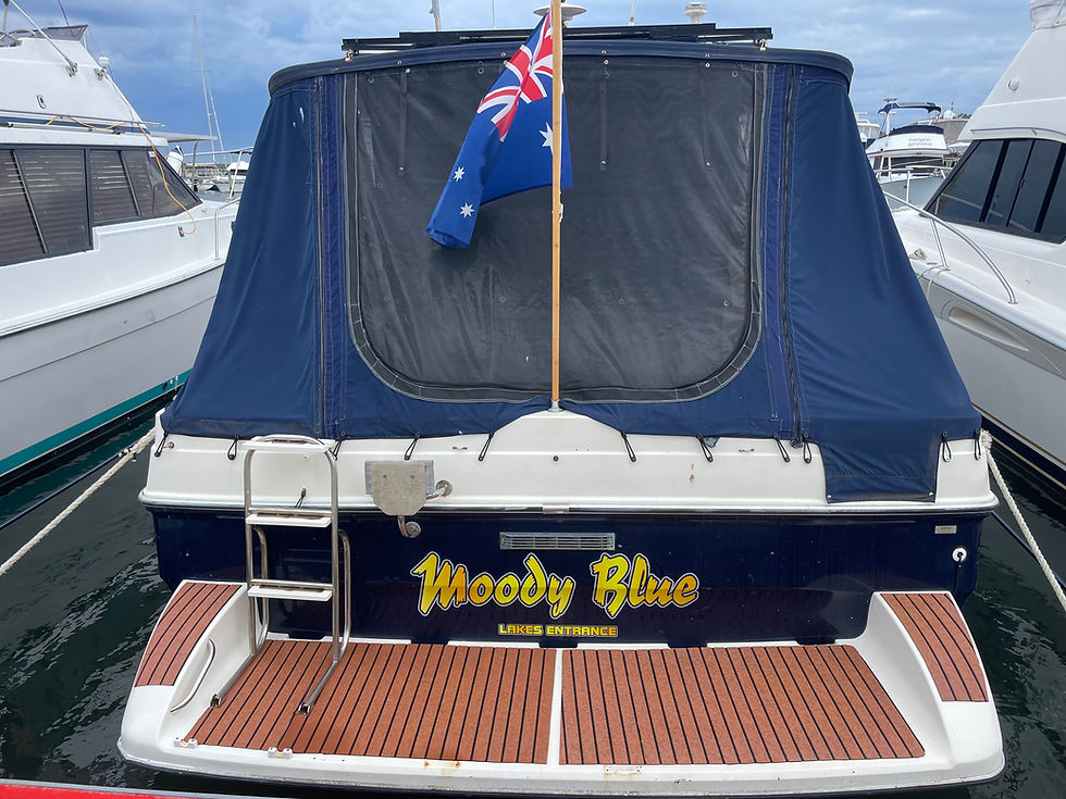 Thumbnail: 1999 Mustang 32ft Wide Body Sports Cruiser 