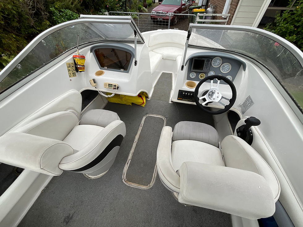 Thumbnail: 2010 Savage 195B Sports Bowrider 