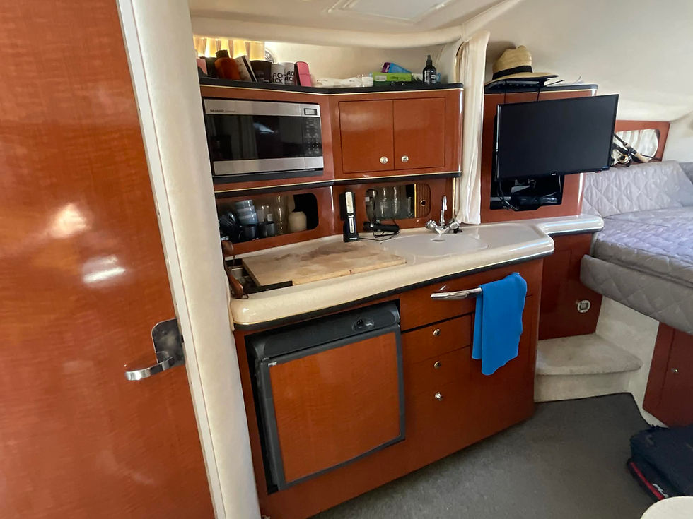 Thumbnail: 2002 Searay 335 Sundancer Sports Cruiser 