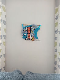 Arriving wall décor