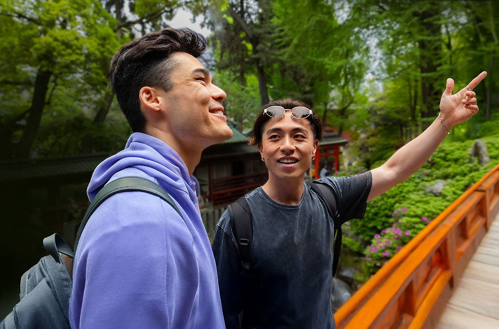 2 friends exploring a traditional shrine in Tokyo, Japan