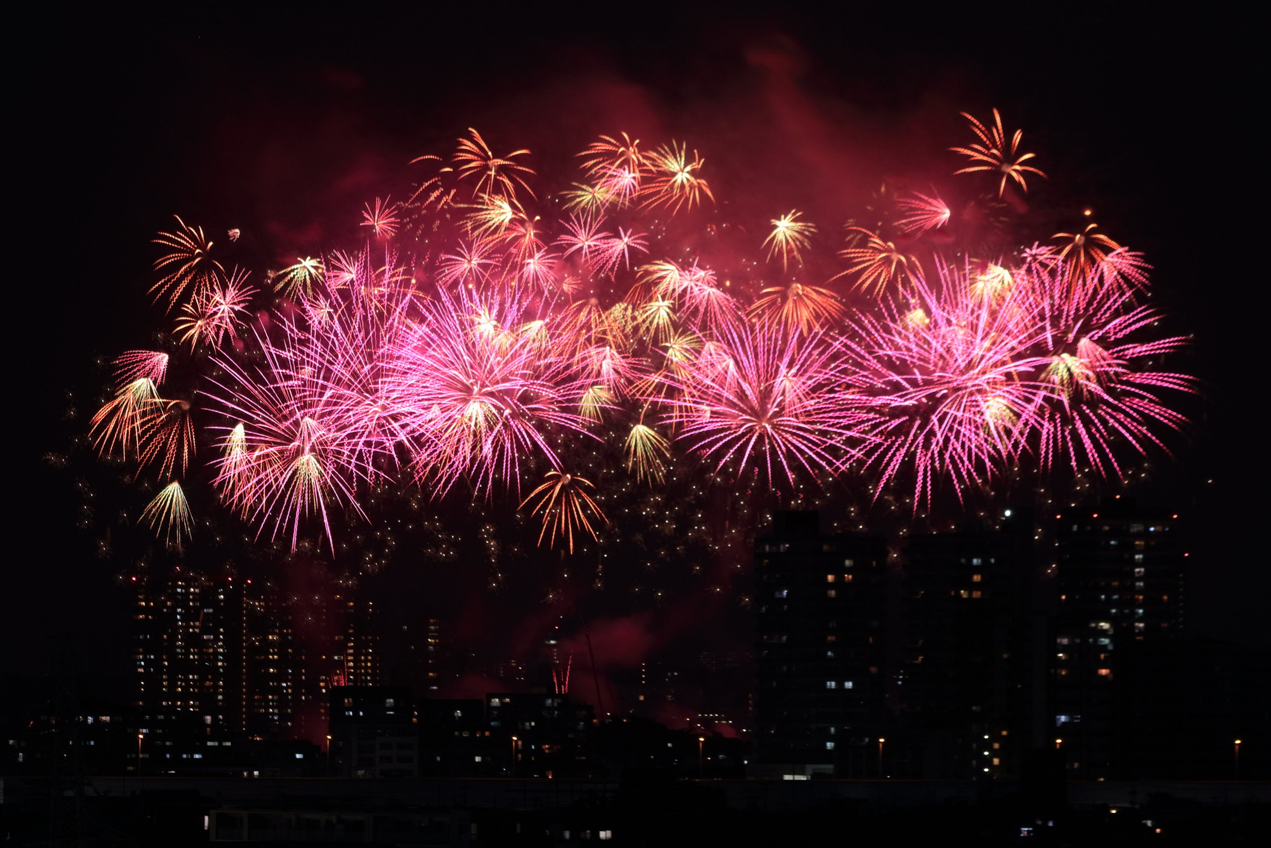 38灯　ROBIN アウトドア TOKYO SKYTREE×HANABI Tokyo Fireworks 2025: Your Guide to the Best Summer Hanabi Festivals
