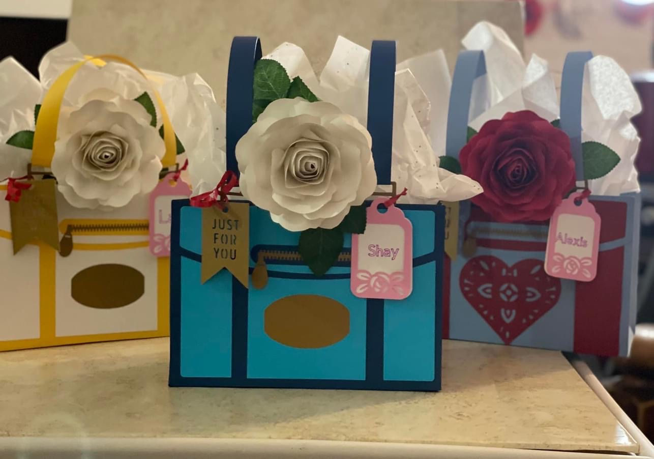 Purse with flower gift bag