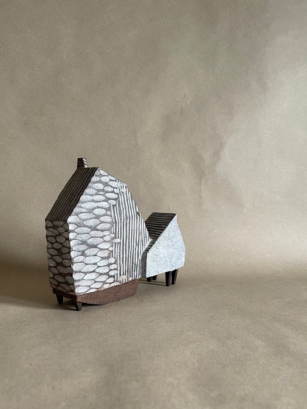 Thumbnail: The Jointed Dwellings 