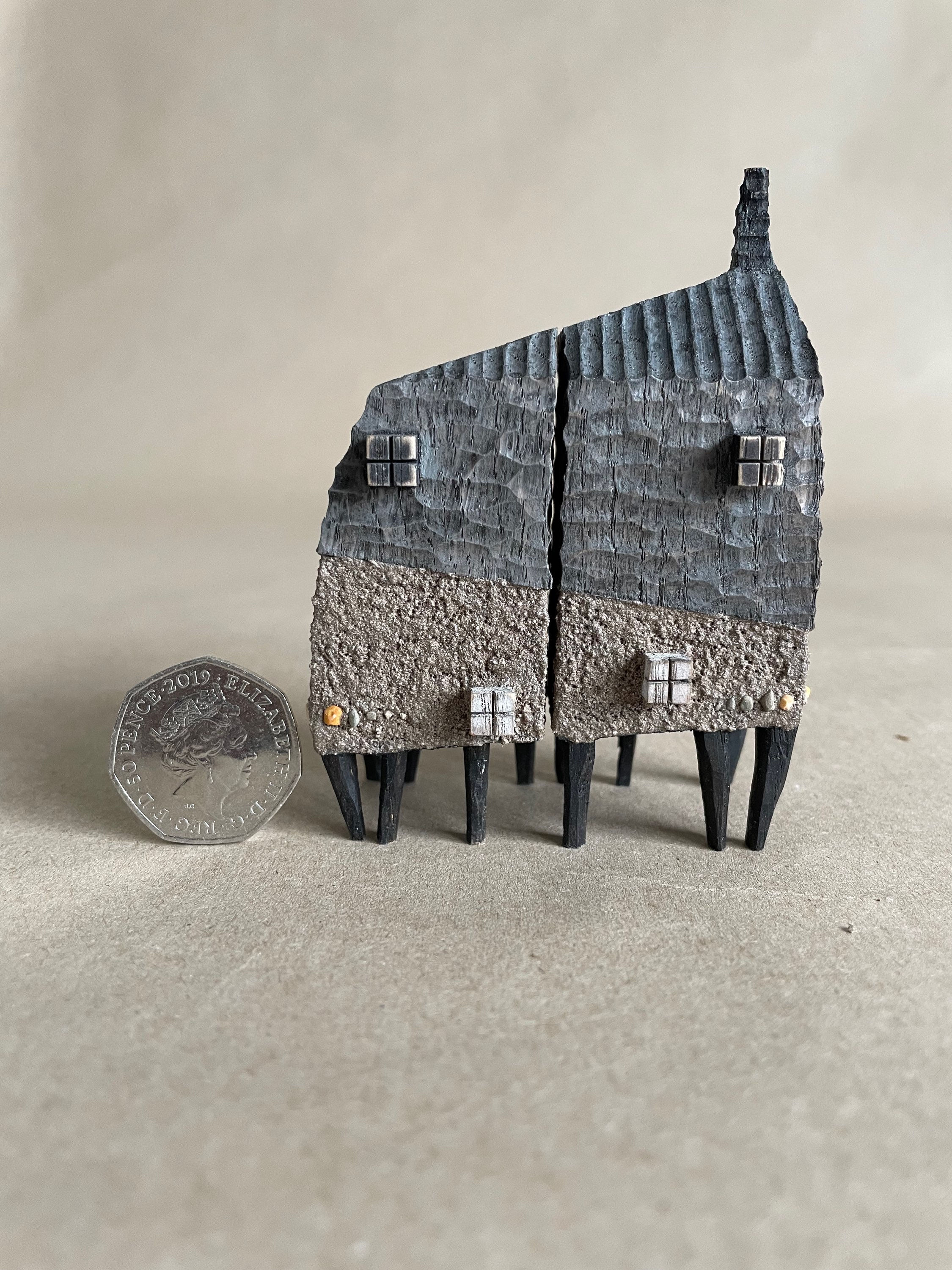 Teeny sibling house Il ( comes in pairs )