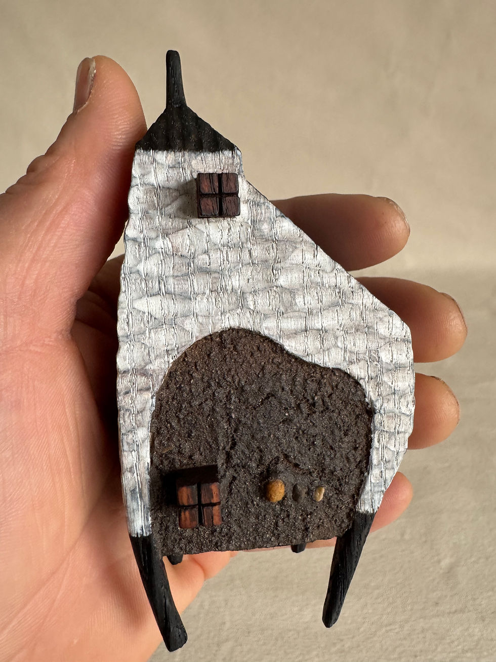 Thumbnail: A Crooked Arch House