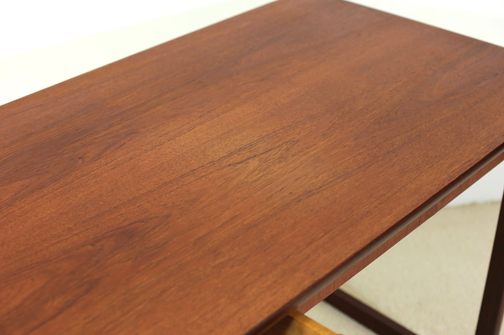 Miniature : Bureau VI-MA Mobler en Teck