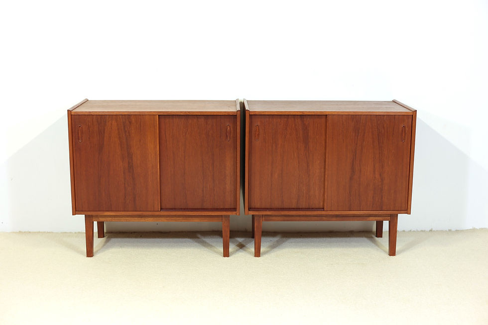 Miniature : Buffets danois en Teck