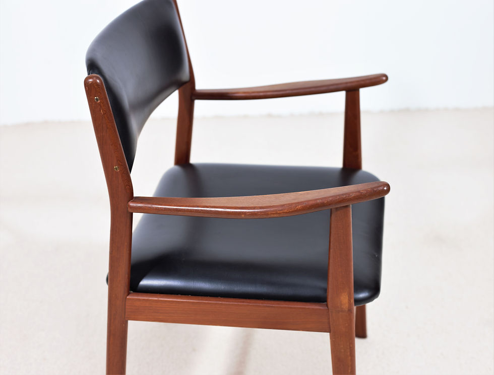 Miniature : Fauteuil Mid-Century en Teck