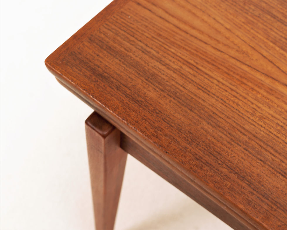 Miniature : Table de salle à manger Mid-Century en Teck