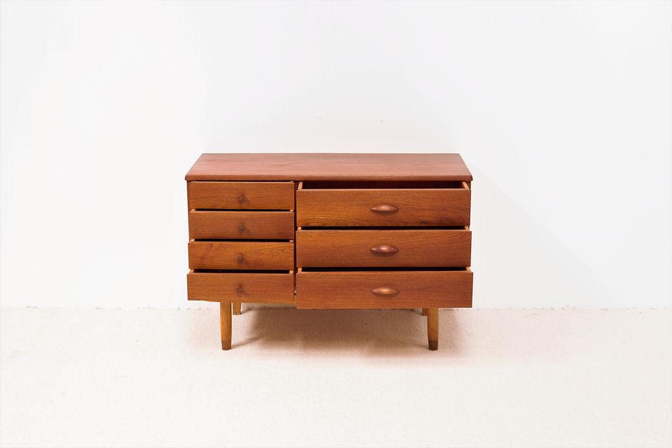 Miniature : Petite enfilade Harald Nielsen en Teck
