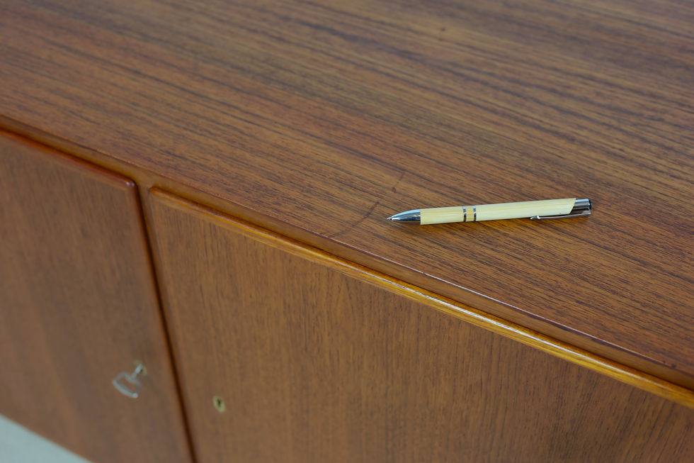 Miniature : Buffet Carlo Jensen