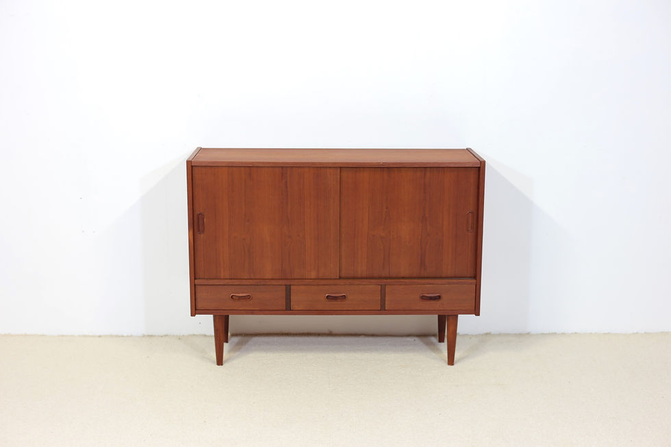 Miniature : Cabinet danois en Teck