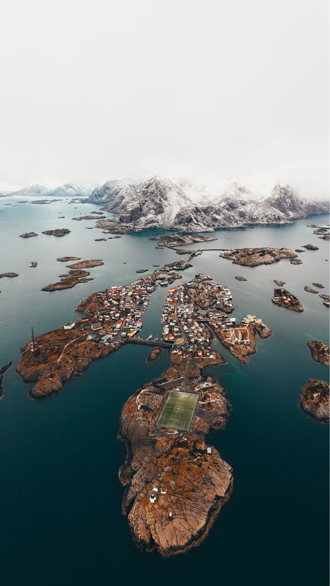 Sixt - Norway - Henningsvaer Stadium.jpg