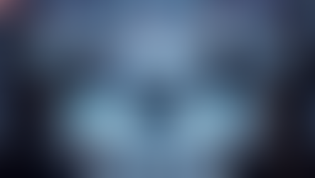 TikTok revolutionizes luxury auctions. Tokenization and digital twins guarantee the verification and authenticity of each piece, creating a new standard of trust and transparency in the digital marketplace.