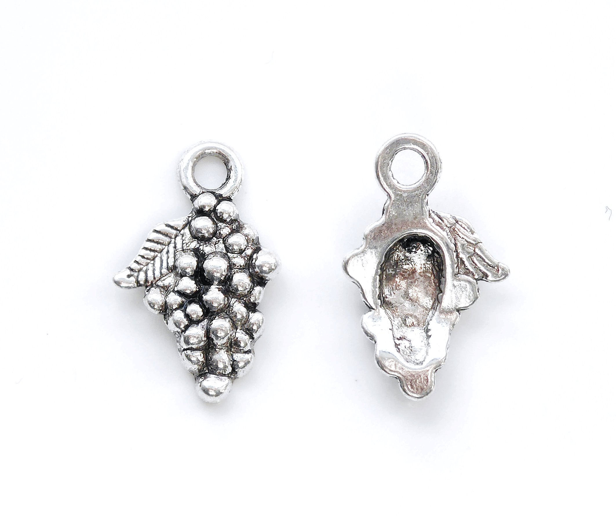 Tibetan SIlver Bunch of Grapes Fruit Food Charms Pendants 18mm