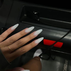 Should You Get Your Nails Done Before a Spray Tan? Yes, Here's Why Timing Matters