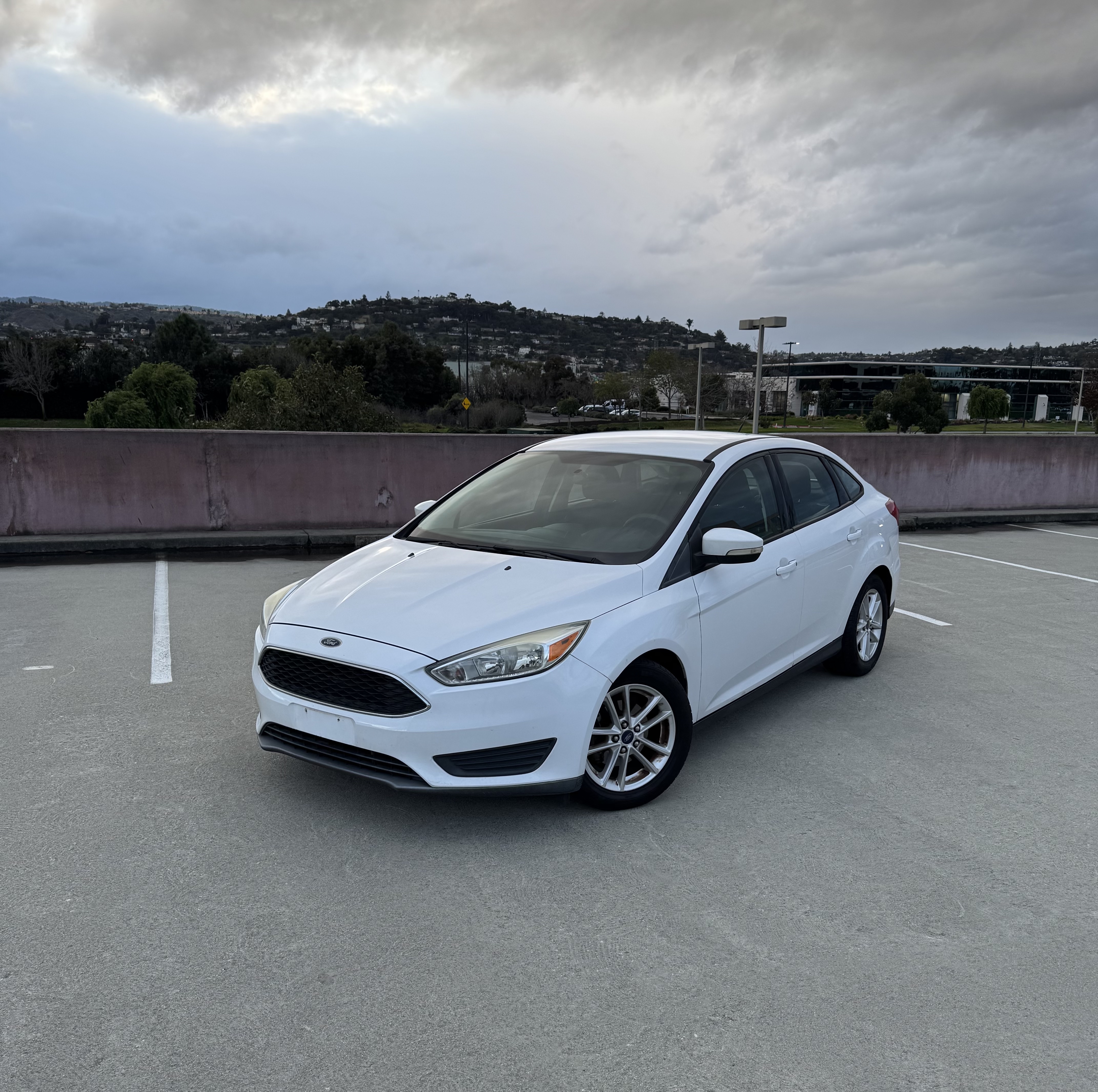 2015 Ford Focus SE's photo