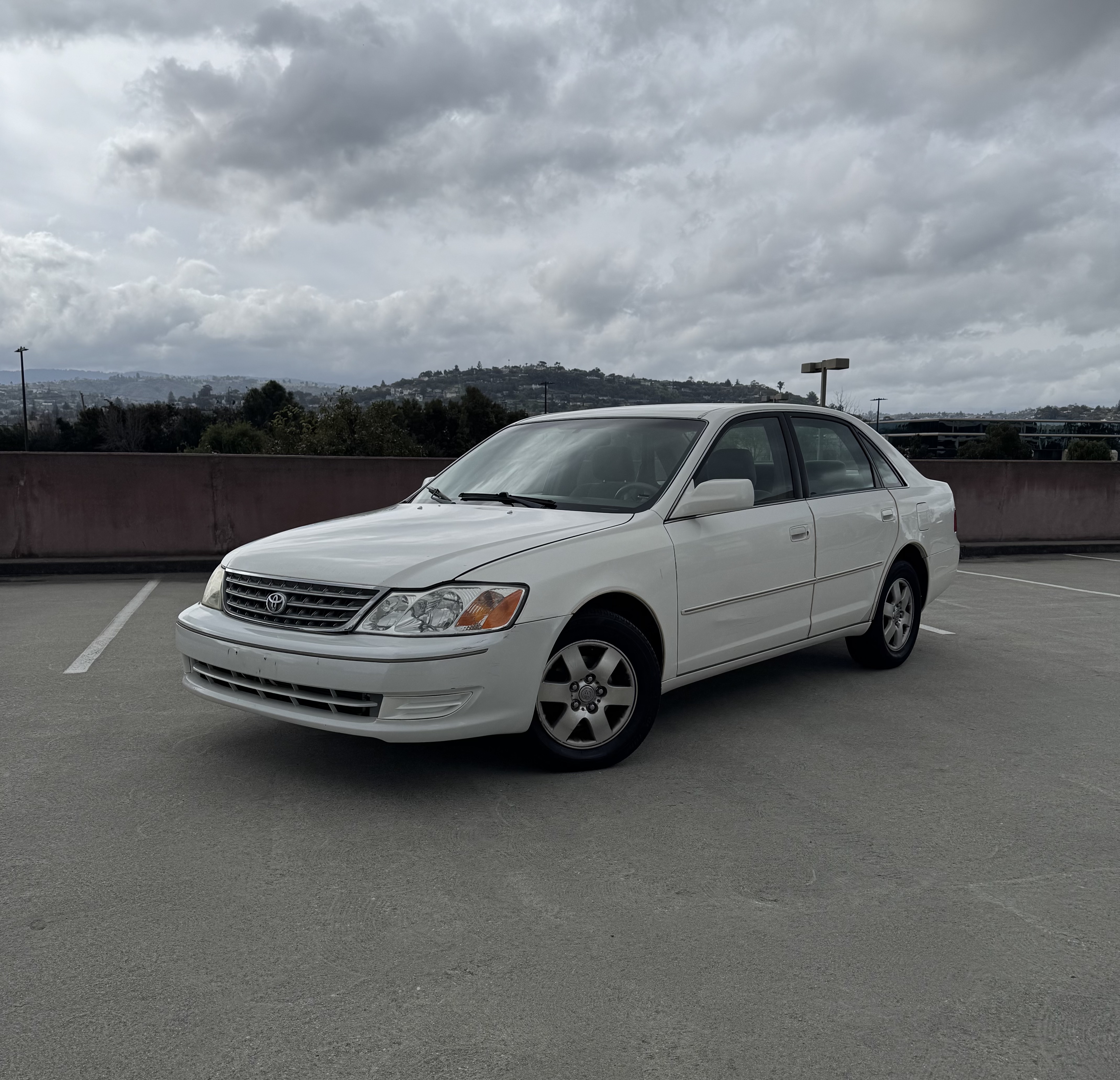 2003 Toyota Avalon XL