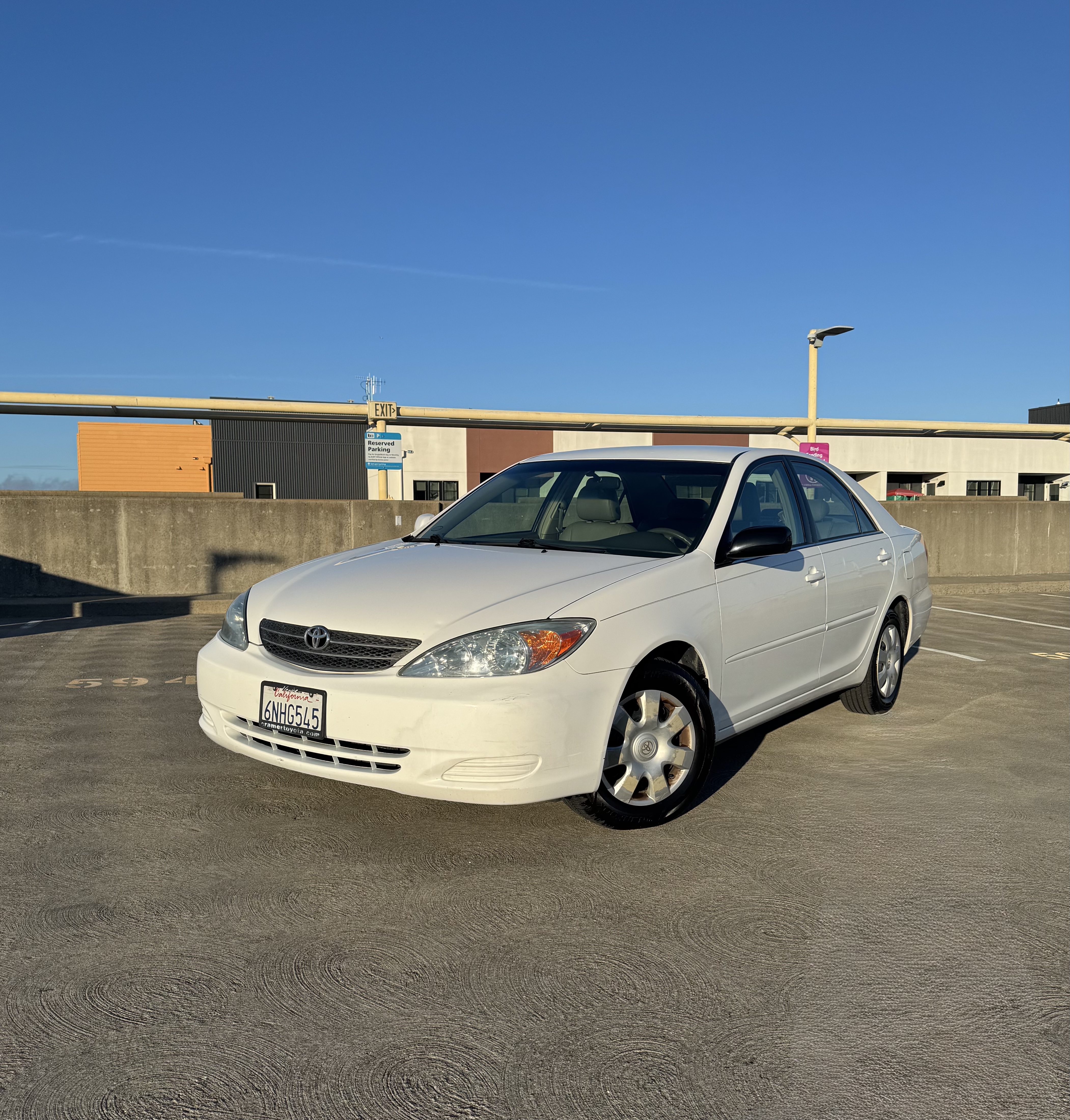 2004 Toyota Camry LE