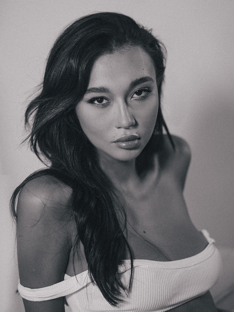 GRETA LAURA