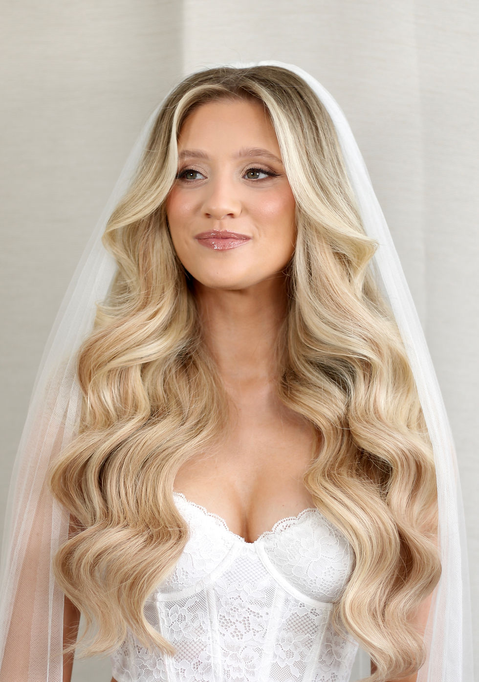 destination makeup artist