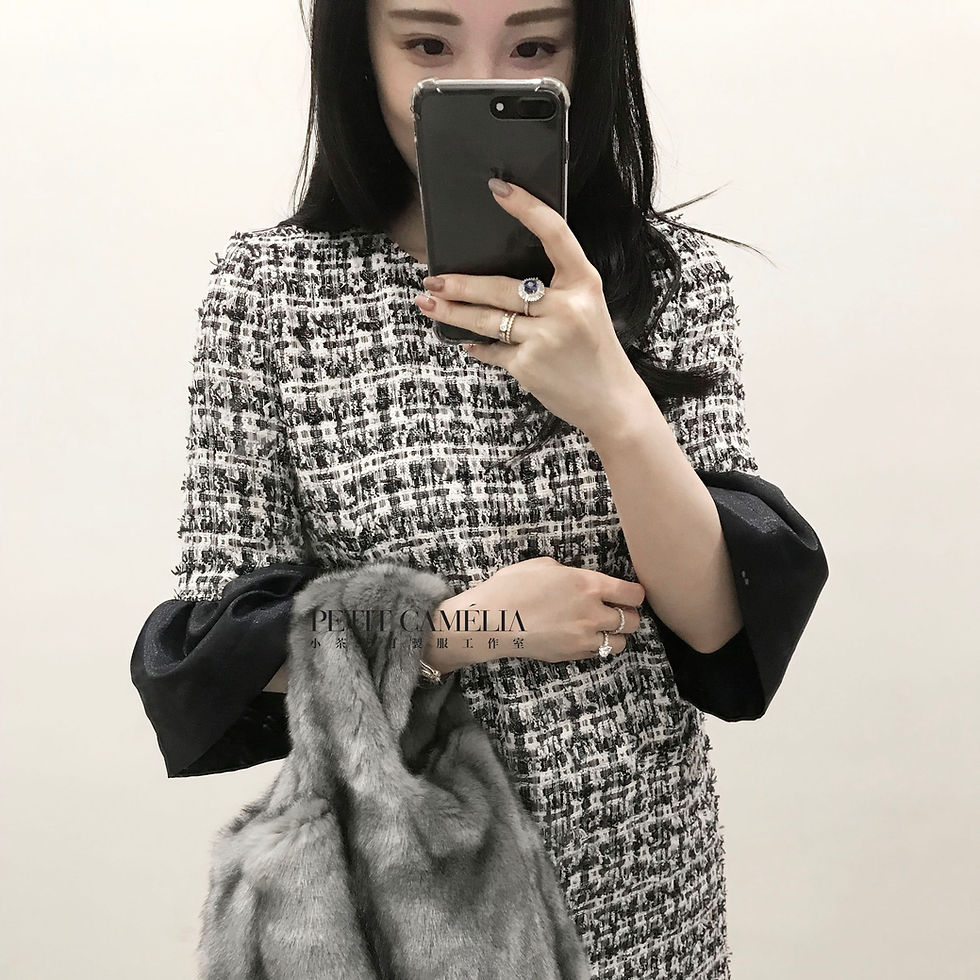 縮圖：藍白大格泰絲蓬袖洋裝