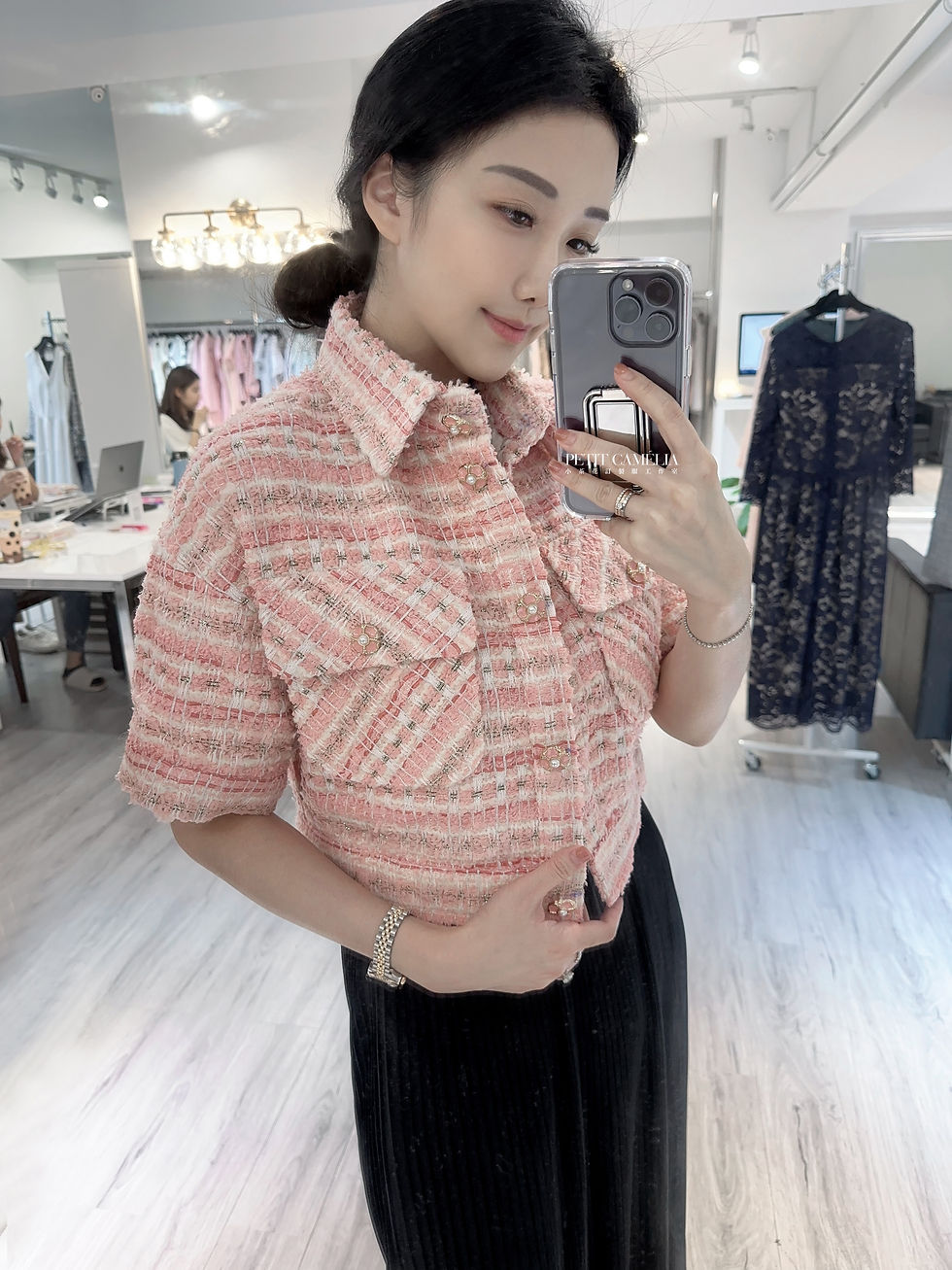 縮圖：草莓奶昔 落肩寬袖短外套(黑松露款)