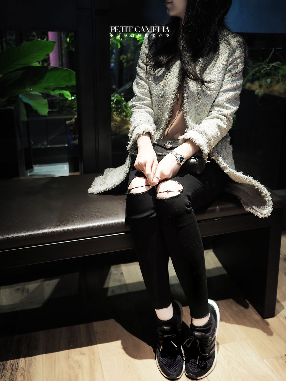 縮圖：嫩嬰色系寬版毛邊袖口拉鍊外套