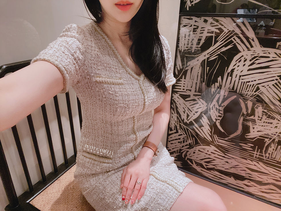 縮圖：米色浮雕 Y型滾邊洋裝