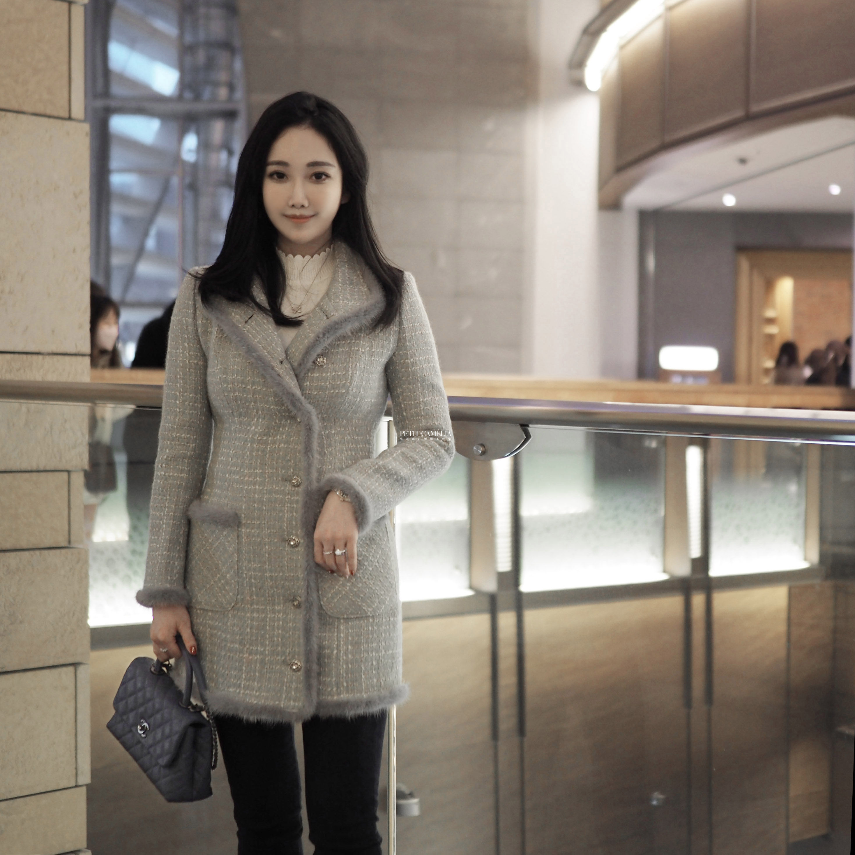 慵懶淺綠混紡 貂毛邊大衣