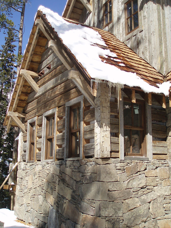 Ski Lift Cabin 4-3-07 005.jpg