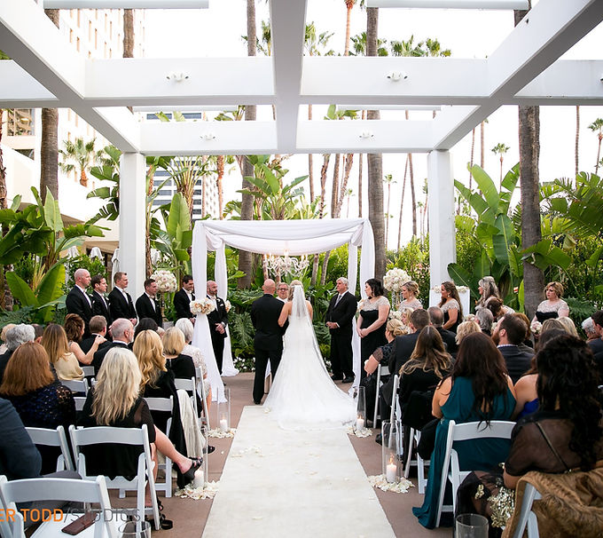 island-hotel-wedding-photographer-newport-beach-CaitlinLogan-635.jpg
