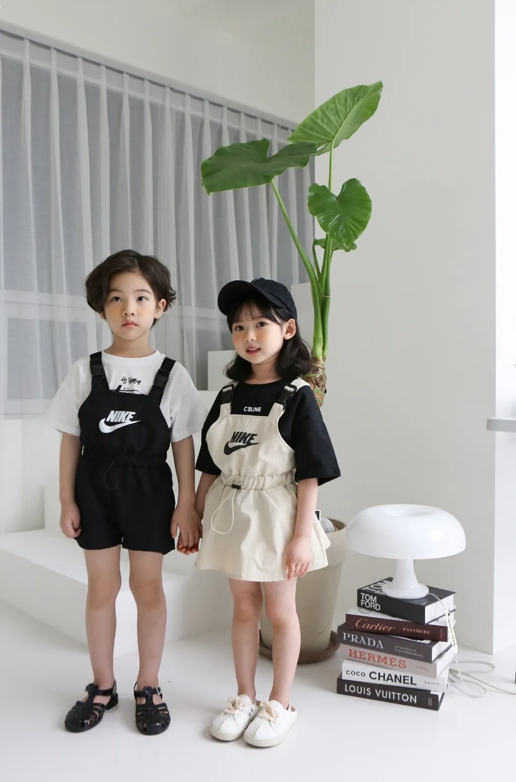 𝙽𝚒𝚔𝚎 翻玩吊帶褲/裙