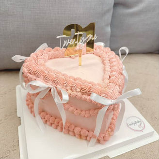 candyqbakes | customised cake | thatblockhave