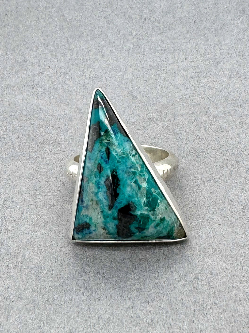Thumbnail: Shattuckite Triangle