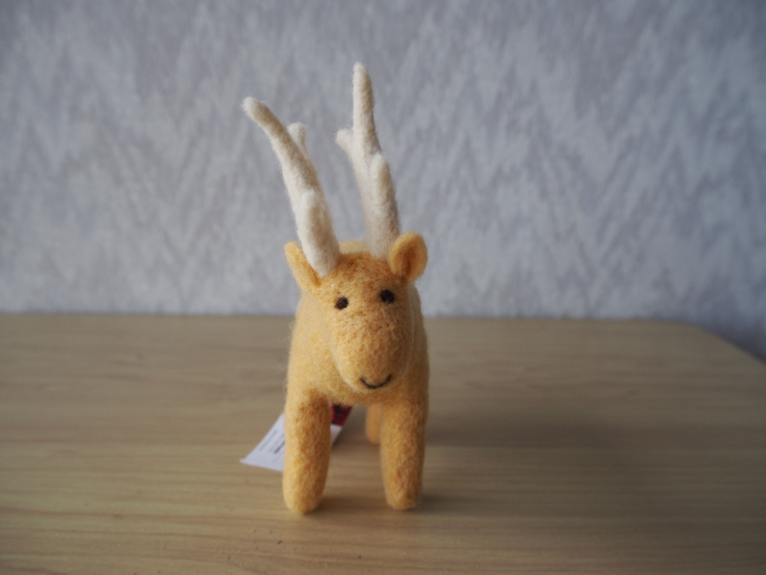 キルギス羊毛フェルト 動物マスコット 鹿M