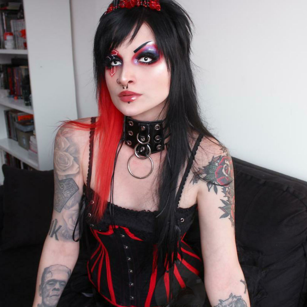 Miniatura: Underbust Lady In Lust 048