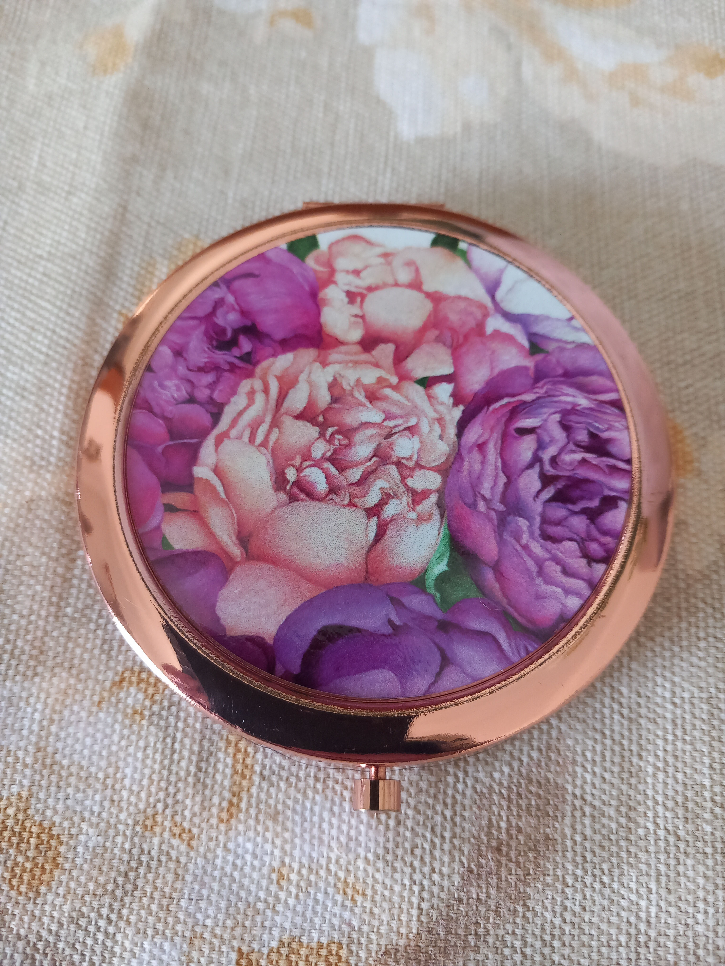 Limited edition Peony compact mirror.
