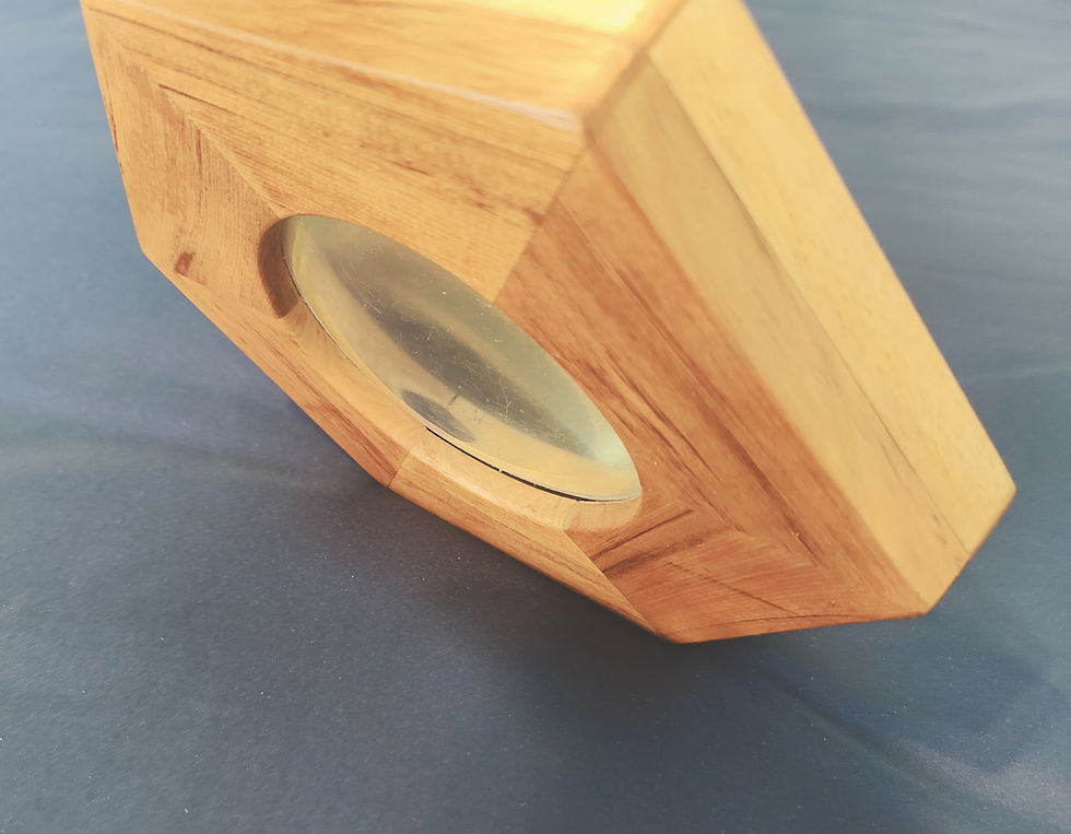 Thumbnail: Custom Hexagonal Vintage Lens