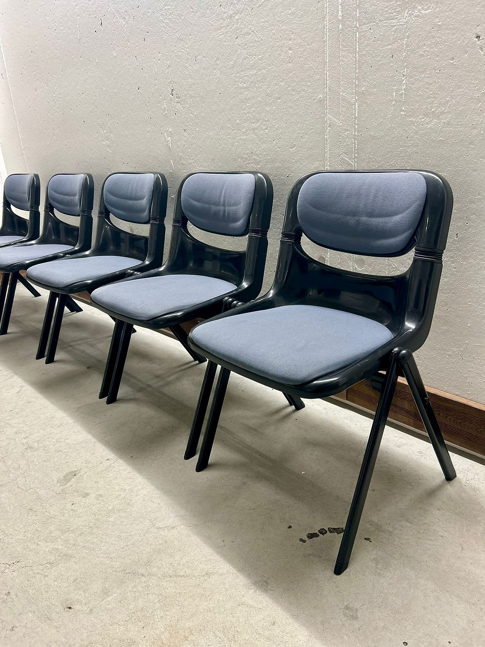 Vitra Dorsal Stapelstühle,Büro,Stühle,80er, Vintage, blau