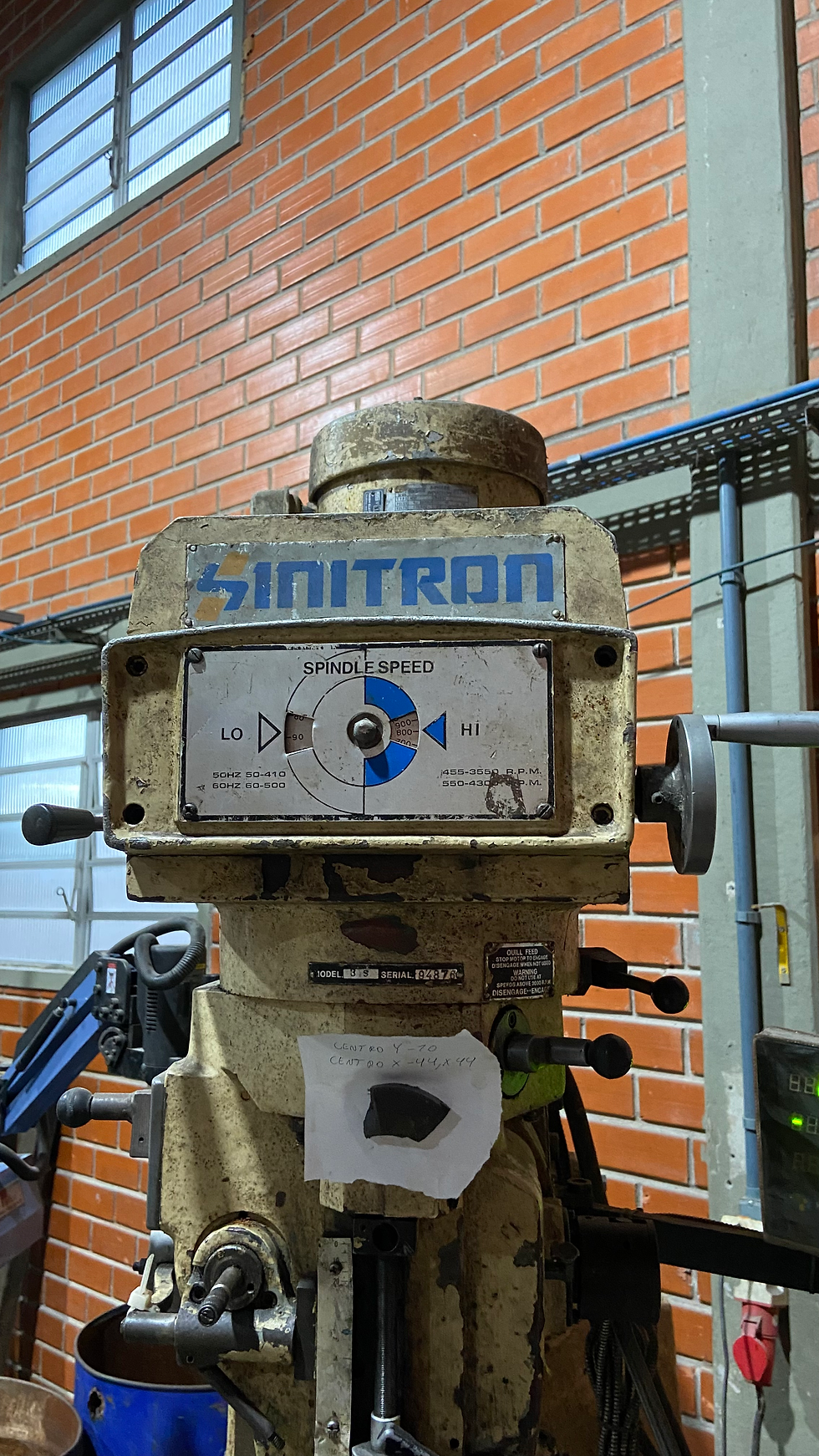 Miniatura: Fresadora Ferramenteira Sinitron 3S